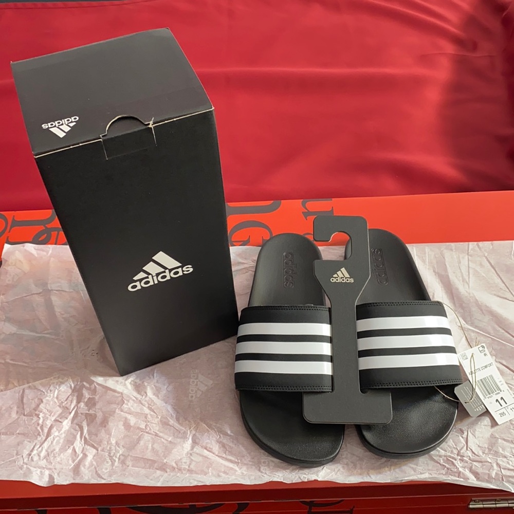 COPY - ADILETTE COMFORT